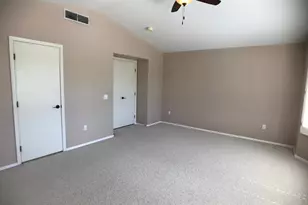 1346 S Palomino Creek Dr, Gilbert, AZ 85296 - Photo 41