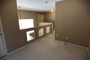 1346 S Palomino Creek Dr, Gilbert, AZ 85296 - Photo 35