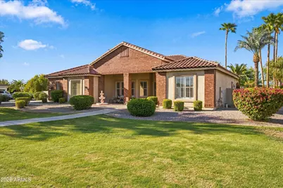 2656 E Haymore Court, Gilbert, AZ 85298 - Photo 3