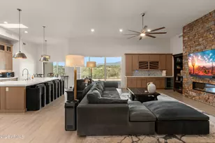 1816 E Fortune Dr, Phoenix, AZ 85086 - Photo 9