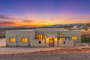 1816 E Fortune Dr, Phoenix, AZ 85086 - Photo 1