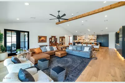 3442 N 40th Place, Phoenix, AZ 85018 - Photo 11
