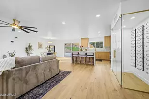 1315 E Echo Ln, Phoenix, AZ 85020 - Photo 15