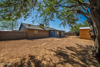 10577 W Fernando Drive, Arizona City, AZ 85123 - Photo 41
