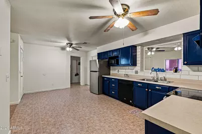 10577 W Fernando Drive, Arizona City, AZ 85123 - Photo 21