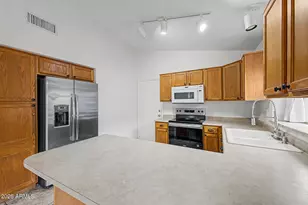 43924 W Cahill Dr, Maricopa, AZ 85138 - Photo 11