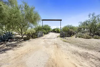 30129 N 56th Street #MB, Cave Creek, AZ 85331 - Photo 3