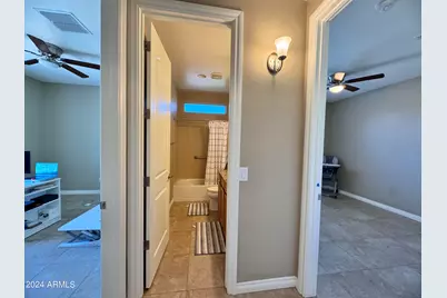 172 E Crescent Place, Chandler, AZ 85249 - Photo 3