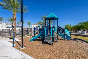 2169 W Harmont Dr, Phoenix, AZ 85021 - Photo 25