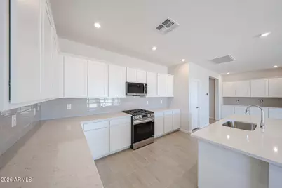 30104 W Windrose Drive, Buckeye, AZ 85396 - Photo 5