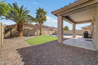 946 E Wimpole Avenue, Gilbert, AZ 85297 - Photo 37