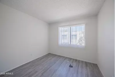 5246 N 42nd Lane, Phoenix, AZ 85019 - Photo 13