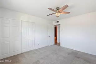 7252 E Oak St, Scottsdale, AZ 85257 - Photo 17