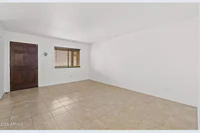 2228 E Campbell Avenue #114, Phoenix, AZ 85016 - Photo 9