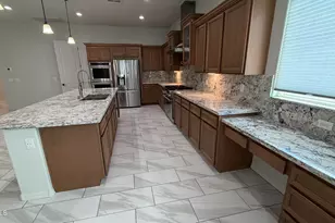 18112 W Mountain Sage Dr, Goodyear, AZ 85338 - Photo 5