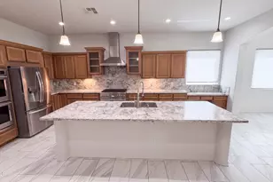 18112 W Mountain Sage Dr, Goodyear, AZ 85338 - Photo 3