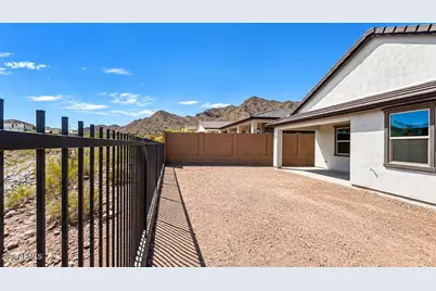 21329 W Edgemont Avenue, Buckeye, AZ 85396 - Photo 9