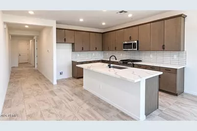 21329 W Edgemont Avenue, Buckeye, AZ 85396 - Photo 3