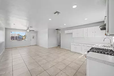 5633 N 63rd Drive, Glendale, AZ 85301 - Photo 7
