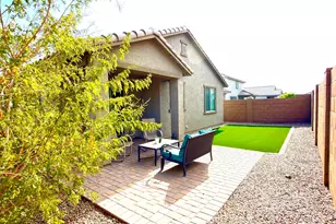 14344 W Desert Hollow Dr, Surprise, AZ 85387 - Photo 33
