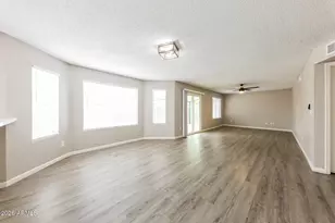 11317 N 92nd Ave, Peoria, AZ 85345 - Photo 5
