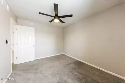 11317 N 92nd Avenue, Peoria, AZ 85345 - Photo 17