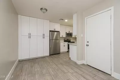 727 W Flint Street, Chandler, AZ 85225 - Photo 5