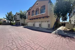 2727 N Price Rd, Chandler, AZ 85224 - Photo 1