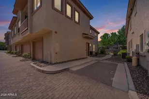 42424 N Gavilan Peak Pkwy, Anthem, AZ 85086 - Photo 1