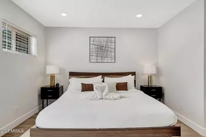 3031 N 52nd Street, Phoenix, AZ 85018 - Photo 15