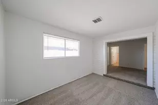 3119 W Country Gables Dr, Phoenix, AZ 85053 - Photo 35