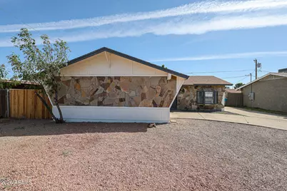 3119 W Country Gables Drive, Phoenix, AZ 85053 - Photo 3
