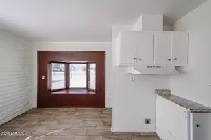 3119 W Country Gables Dr, Phoenix, AZ 85053 - Photo 19