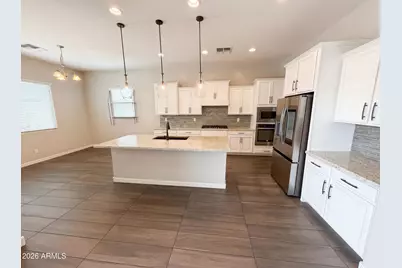 13724 W Harvest Avenue, Litchfield Park, AZ 85340 - Photo 7