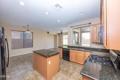 2023 W Shackleton Drive, Phoenix, AZ 85086 - Photo 11