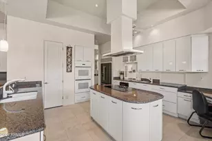 10460 E Balancing Rock Rd, Scottsdale, AZ 85262 - Photo 15