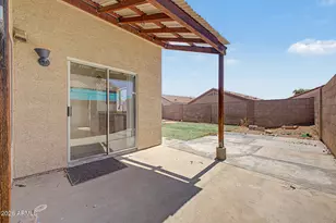 11339 W Madisen Ellise Dr, Surprise, AZ 85378 - Photo 29