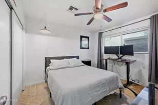 1033 N 25th St, Phoenix, AZ 85008 - Photo 15