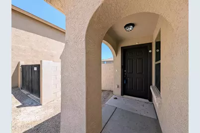 13959 W Country Gables Drive, Surprise, AZ 85379 - Photo 7