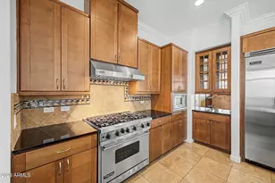 7275 N Scottsdale Rd, Paradise Valley, AZ 85253 - Photo 17