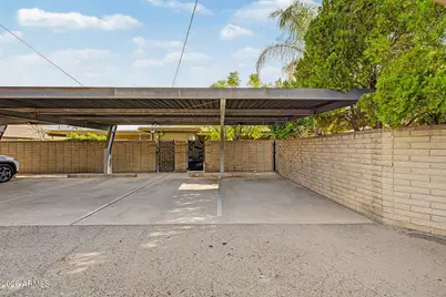 3736 E Montecito Avenue, Phoenix, AZ 85018 - Photo 9