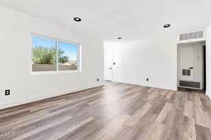 3322 E Willetta St, Phoenix, AZ 85008 - Photo 7