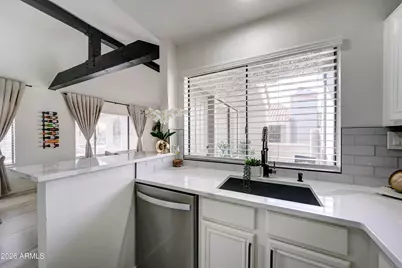 10115 E Mountain View Road #2022, Scottsdale, AZ 85258 - Photo 11