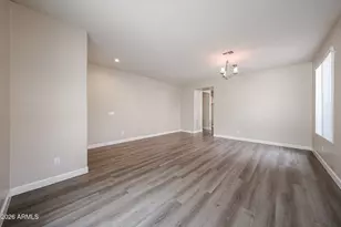 16183 W Winchcomb Dr, Surprise, AZ 85379 - Photo 7