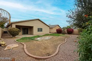 16183 W Winchcomb Dr, Surprise, AZ 85379 - Photo 35