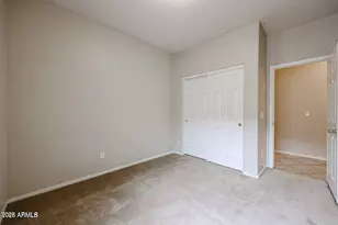 16183 W Winchcomb Dr, Surprise, AZ 85379 - Photo 27