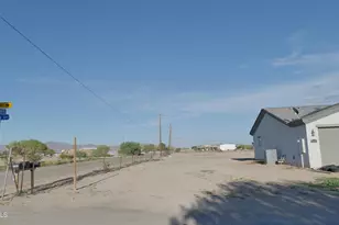 921 N 297th Dr, Buckeye, AZ 85396 - Photo 3