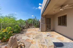 9621 E Chuckwagon Ln, Scottsdale, AZ 85262 - Photo 25