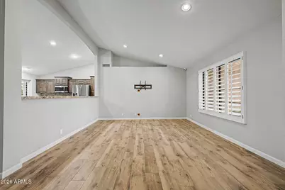 20108 N 92nd Avenue, Peoria, AZ 85382 - Photo 5