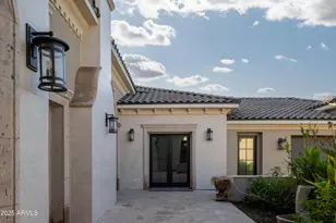 1011 E Kingbird Pl, Chandler, AZ 85286 - Photo 3